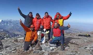 Македонски планинари го искачија Аконкагва, највисокиот врв во Јужна Америка