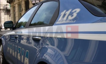 Италијанската полиција му одзела возачка дозвола на поднапиен пешак