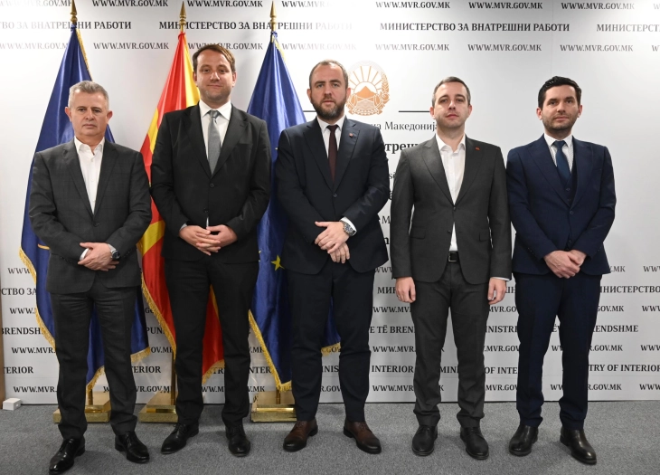 Средба на  Тошковски, Буши и Бојмацалиев со амбасадорот на Република Косово, Чехаја