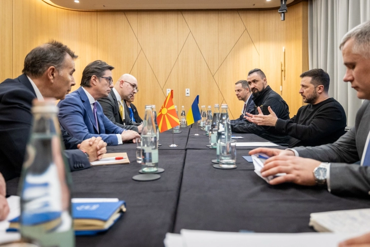 Pendarovski - Zelenski: Maqedonia e Veriut si anëtare e NATO-s mbështet kërkesën e Ukrainës për anëtarësim në Aleancë