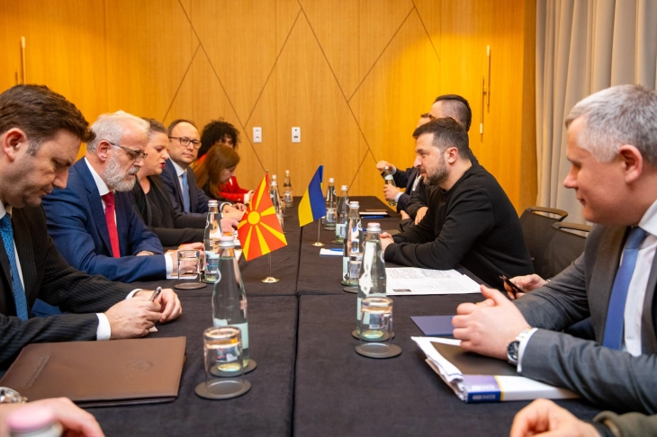 Xhaferi dhe Zelenski në Tiranë nënshkruan deklaratë të përbashkët për integrimet euroatlantike të Ukrainës