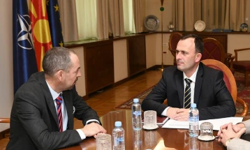 Speaker Mitreski meets Bulgarian Ambassador Angelov