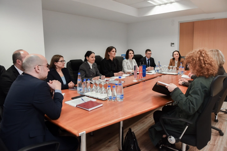 Средба на вицепремиерката Грковска со новиот состав на Антикорупциската комисија