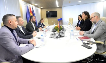 Тошковски оствари средба со претставници на ДКСК