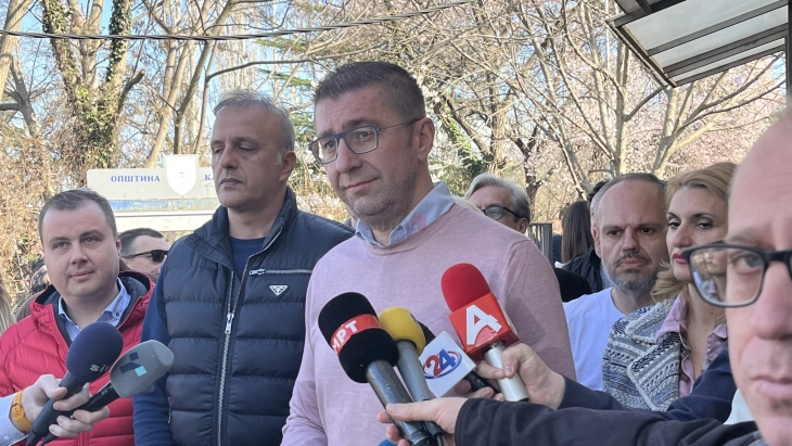 Mickoski: Pres fitore bindëse të Siljanovska Davkovën në raundin e parë me një avantazh prej më shumë se 100.000 vota