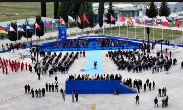 Peleshi në hapjen e bazës së NATO-s në Shqipëri: Gjithçka mund të pritet nga fronti lindor, duhet të jemi të përgatitur