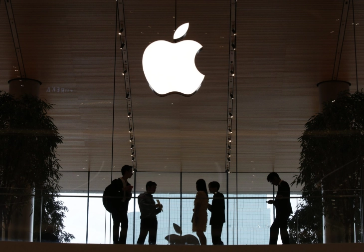 Дваесет и три држави побарале технологија за следење од Епл