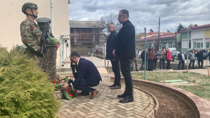 Во Виница одбележана 23-годишнината од загинувањето на армискиот капетан Кирчо Димитриов