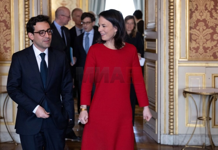 Германија и Франција сакаат подобро снабдување со муниција за Украина