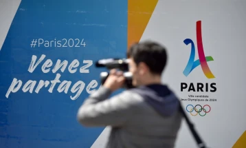 Преполовен е бројот на гледачи на отворањето на Олимпијадата 2024 година во Париз