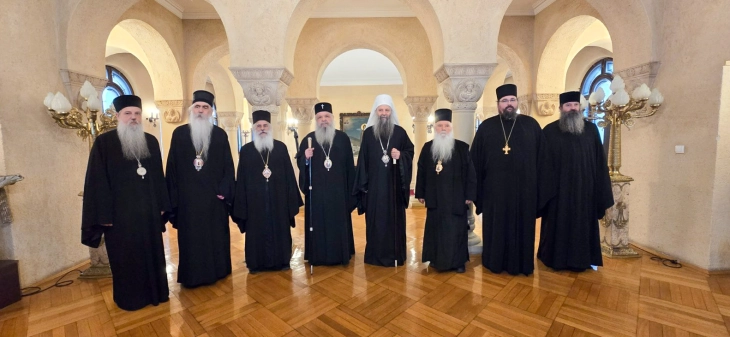 Архиепископот г.г. Стефан и членовите на работниот состав на САС во посета на српскиот Патријарх