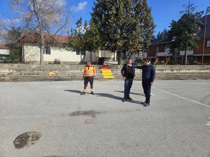 Почна реконструкција на игралиштето за мал фудбал во Бунарџик