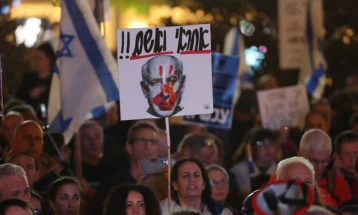Илјадници демонстранти во Тел Авив побараа оставка од Нетанјаху и ослободување на заложниците во Газа