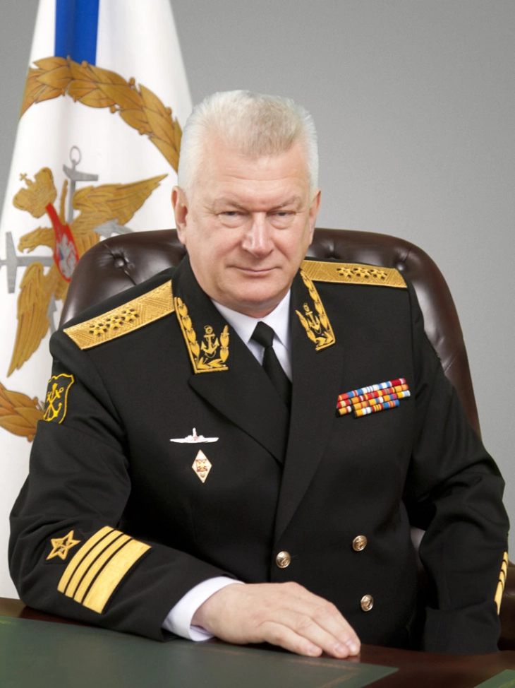Сменет началникот на руската морнарица, адмирал Евменов