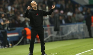 Guardiola says City fought ‘tsunami’ in draw, Klopp aghast at referee