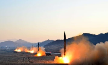 Северна Кореја продолжи со ракетни тестови, остри осуди од Јапонија и САД