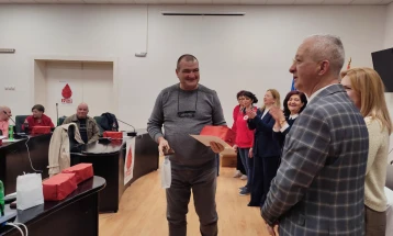 Цане Мирков дарувал крв 75 пати, благодарници за крводарители доделени во Кавадарци