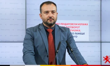 Лефков: Пендаровски лажеше дека договорот Бехтел и Енка ќе биде ставен на увид на јавноста, што не се случи