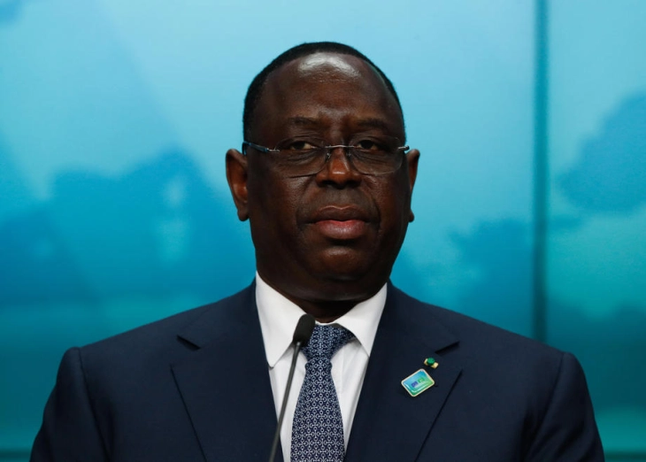 Претседателот на Сенегал ја отфрли одговорноста за кризата во земјата