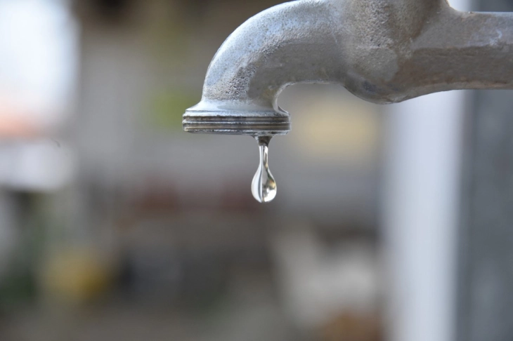 Ndërprerje e furnizimit me ujë në disa lokacione në Shkup