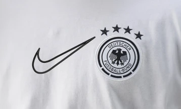 Reprezentacioni gjerman në futboll pas 70 vitesh braktis Adidasin