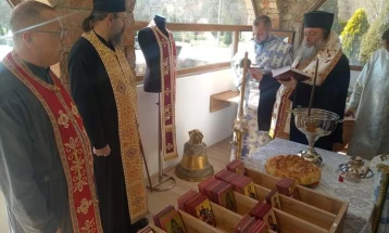 Епископот Делчевско-каменички г.Марко богослужеше во црквата во Македонска Каменица