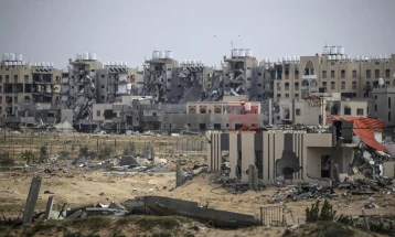 Израел опколи уште две болници во Газа