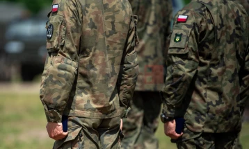 Двајца војници загинаа при експлозија за време на воена вежба во Полска