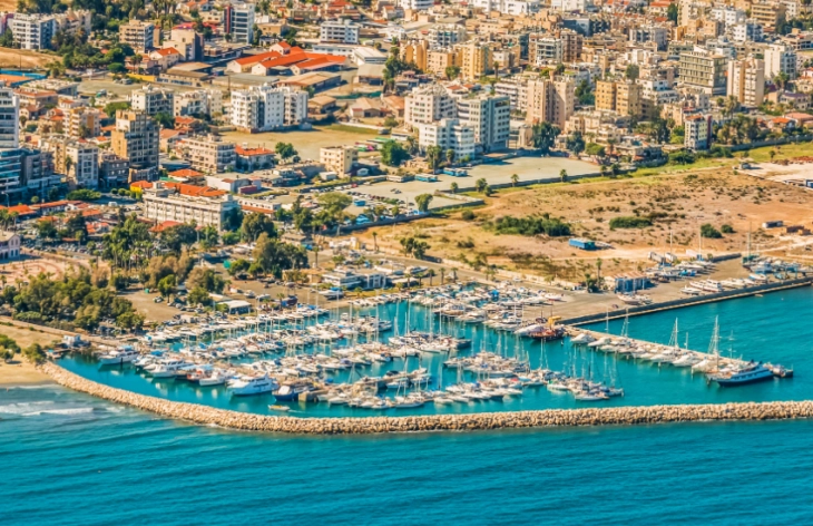 САД и Кипар ја зајакнуваат соработката во борбата против перењето пари во островската држава
