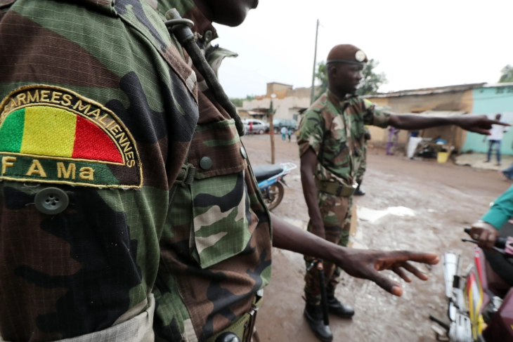 Политичките партии во Мали повикаа на избори откако хунтата не го исполни ветувањето за транзиција