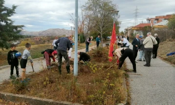 Еколошка работна акција за уредување на паркот околу  Спомен-костурница од НОВ кај Велес