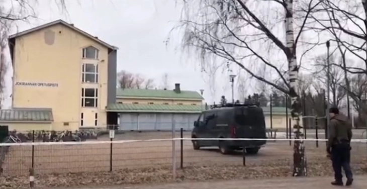 Почина едно од трите ранети деца во пукањето во основно училиште во Финска