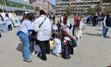 „Светот не би имал живот без боите“ - активност на тетовските училишта по повод Меѓународниот ден на аутизмот