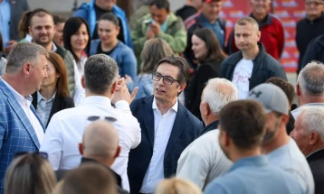 Пендаровски на средби во Кривогаштани и Крушево: Ќе продолжам да бидам претседател на сите