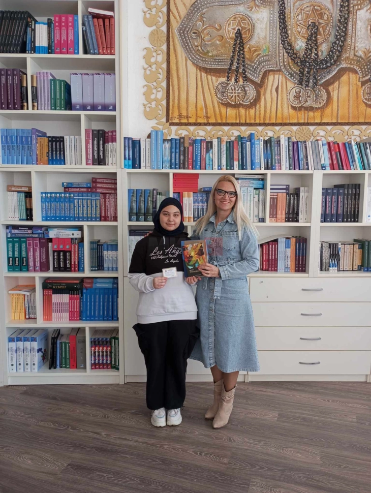Делчевската библиотека избра читател на годината по повод Светскиот ден на Ромите