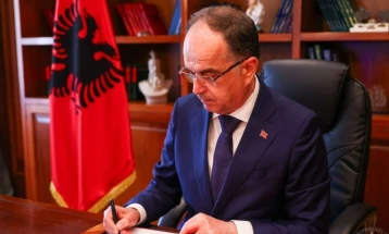 Presidenti i Shqipërisë e ka nënshkruar ligjin e amnistisë, me të cilin do të përfshihen edhe persona të dënuar për korrupsion