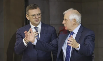 Boreli i bëri thirrje BE-së ta përshpejtojë mbështetjen ushtarake për Ukrainën