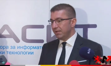 VMRO-DPMNE's Mickoski hasn't received any response from Albanian opposition on coalition formation