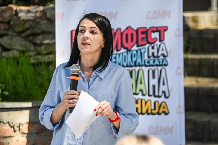 Костадиновска – Стојчевска: Младите имаат право на спокојна и достинствена иднина
