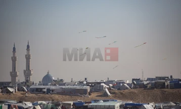Израел има намера да постави 10.000 шатори во близина на градот Рафа