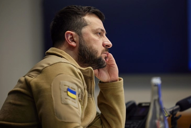 Зеленски повторно побара помош од западните партнери по 13-те нови жртви во рускиот напад врз Чернигов