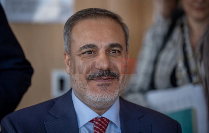 Турскиот министер за надворешни работи во Катар се сретна со шефот за надворешна политика на Хамас