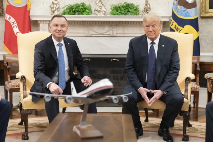 Приватна средба на полскиот претседател со Трамп