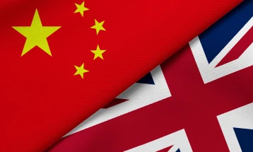Двајца Британци обвинети дека шпионирале во корист на Кина