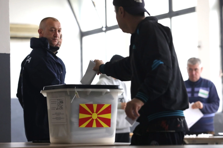 Votimi për president në burgun e Idrizovës po zhvillohet pa probleme
