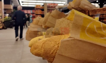 Цената на лебот засега е стабилна и нема да се менува, велат од Агро-бизнис комората при ССК