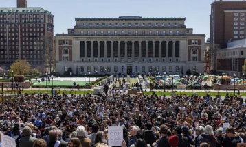 Повеќе од 130 уапсени за време на пропалестинските протести во кампусот на Универзитетот во Њујорк