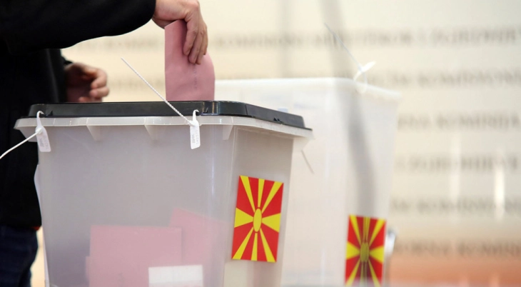 Во Охрид до 13 часот гласале 23,83 проценти од гласачите, во Дебрца излезноста 23 отсто