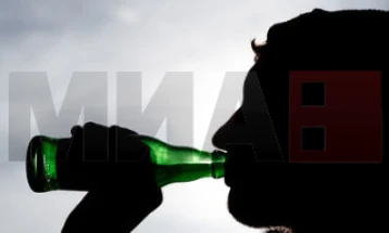OBSH për konsumimin e alkoolit dhe cigareve elektronike te adoleshentët: Gjendja është alarmante