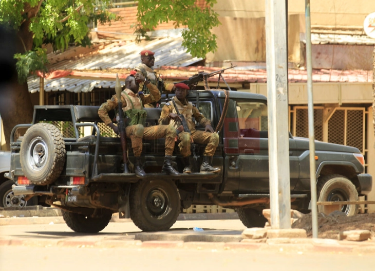 Ushtria e Burkina Fasos masakroi 223 banorë në një aksion hakmarrës